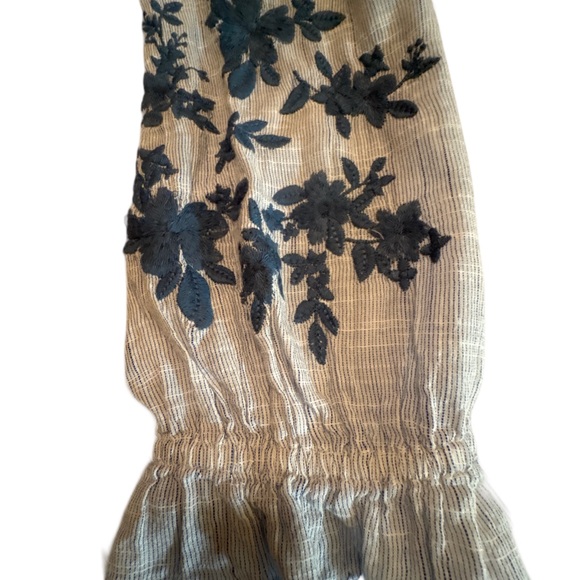 Liz Claiborne Petite Embroidered Cotton Tunic MP - Picture 4 of 5